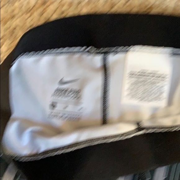 Nike Pro Hypercool leggings - Picture 2 of 3